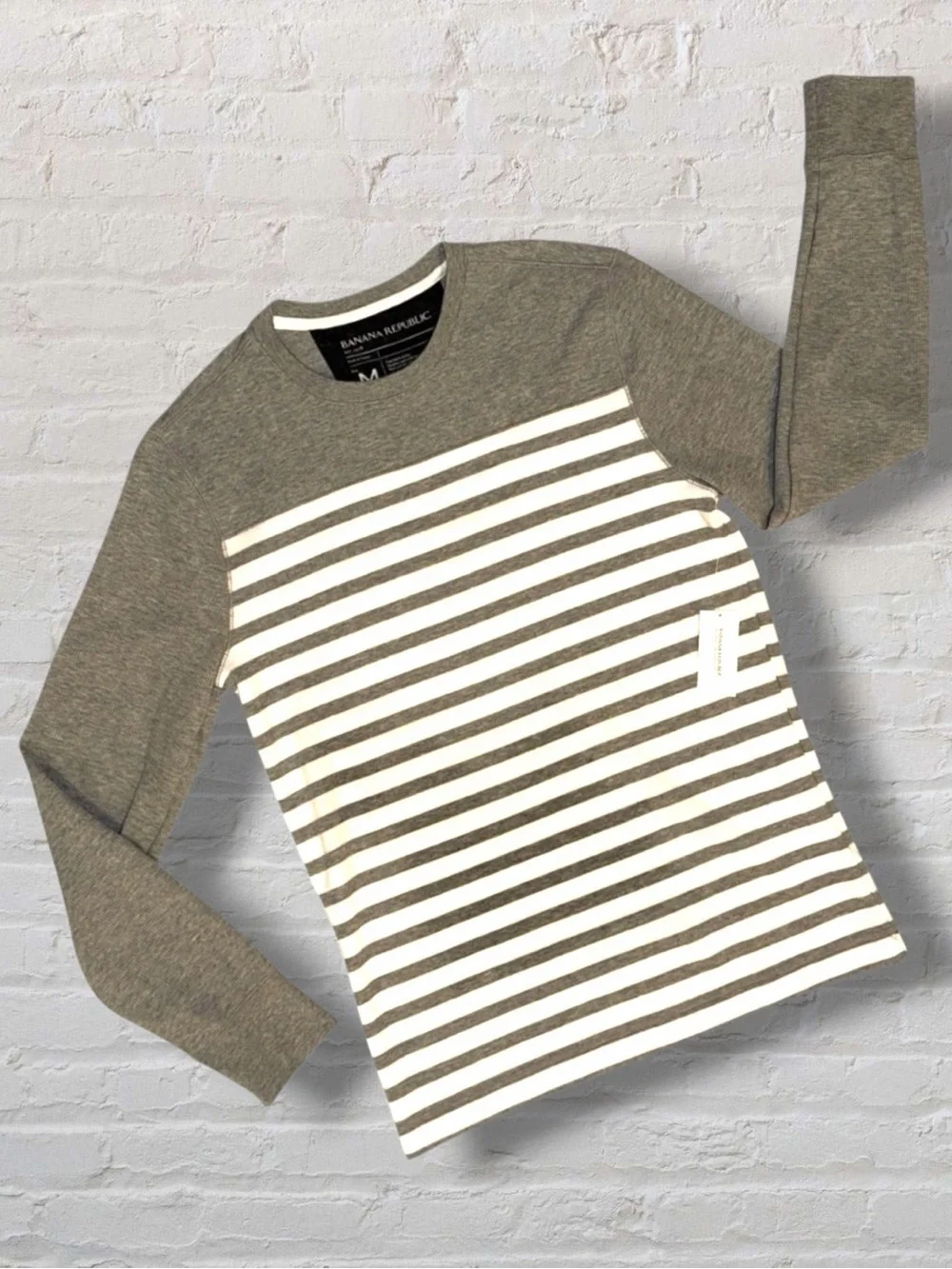 Banana Republic Men’s Pullover Long Sleeve Stripe Crewneck Gray White NWT Size M